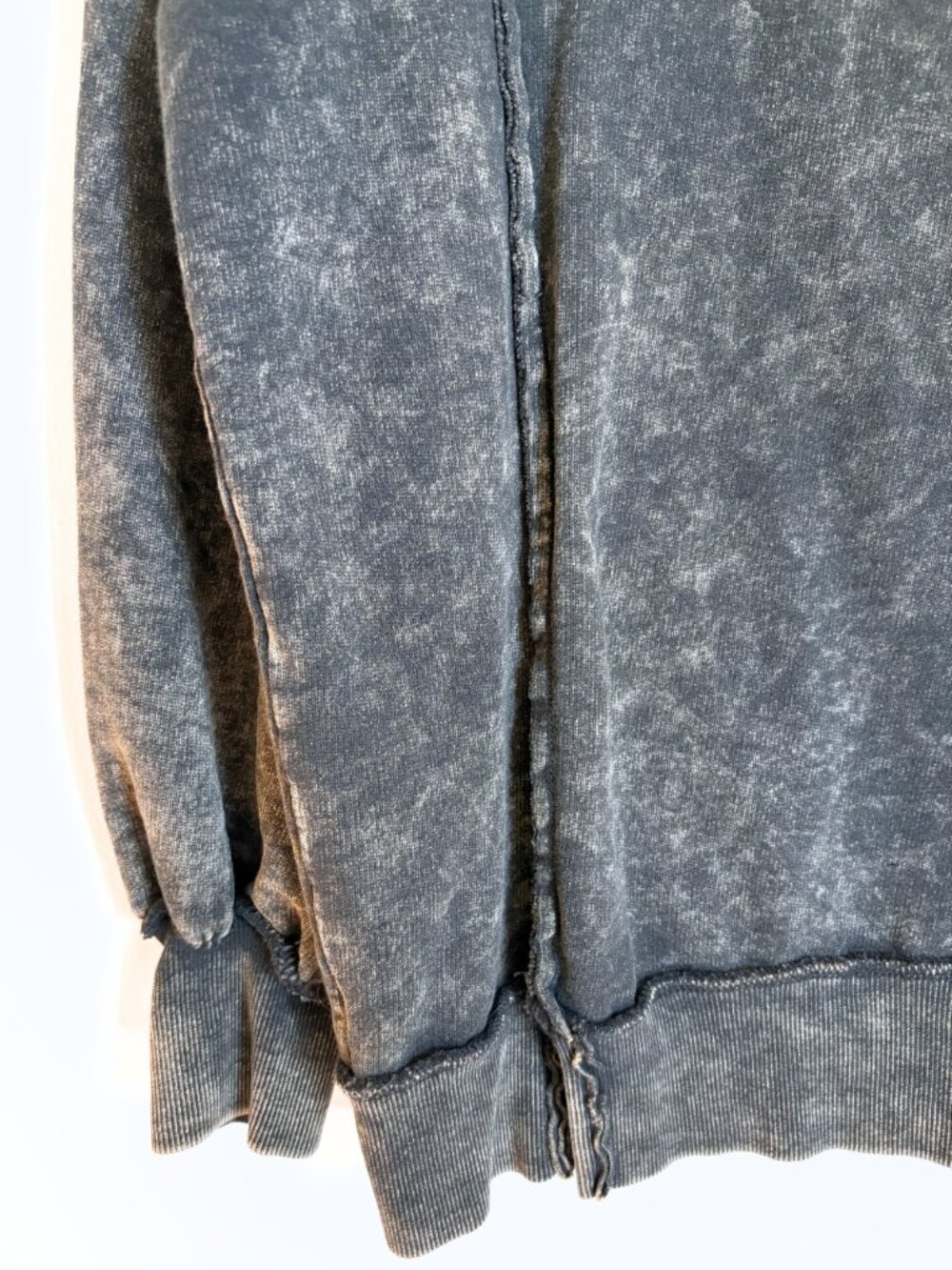 Zenana S/M Washed Black Acid Wash Sweatshirt 🖤 | Vintage Oversized Crewneck - Picture 5 of 5